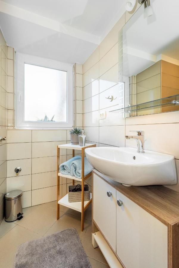 Apartmani Antonija Vozilici Exterior foto