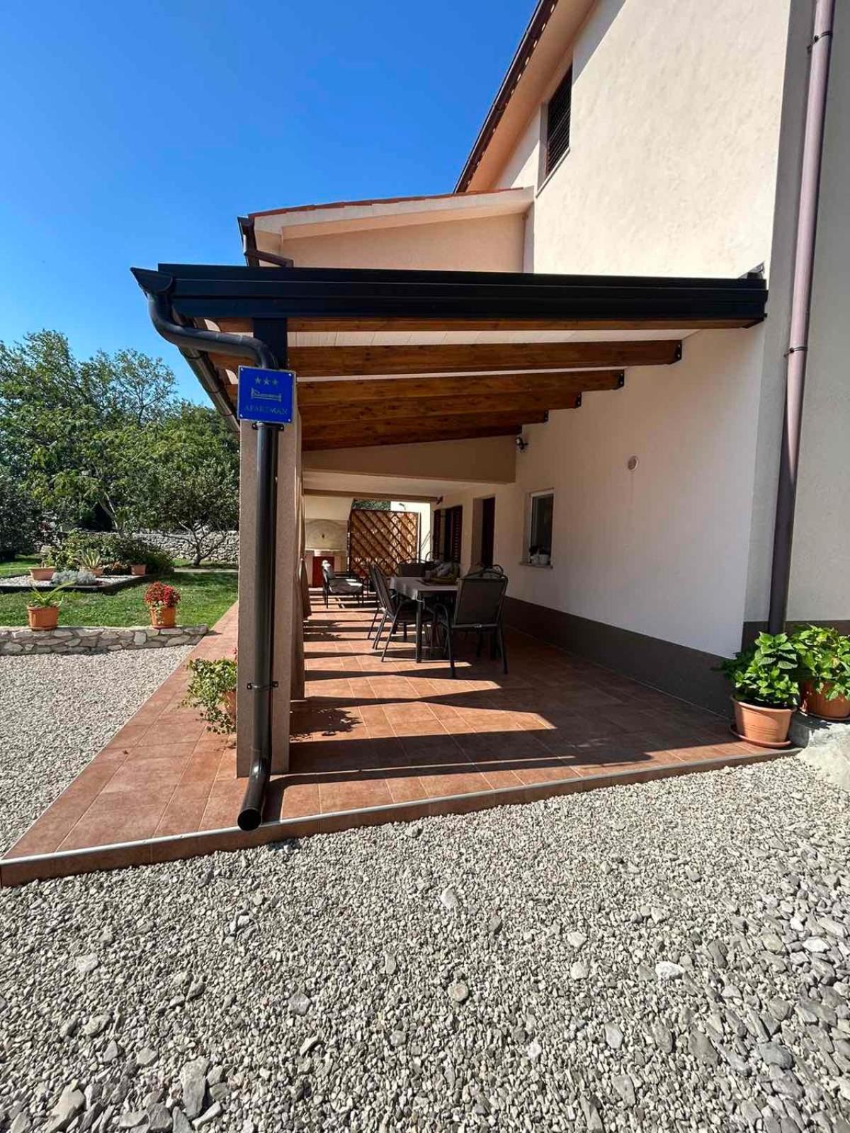 Apartmani Antonija Vozilici Exterior foto