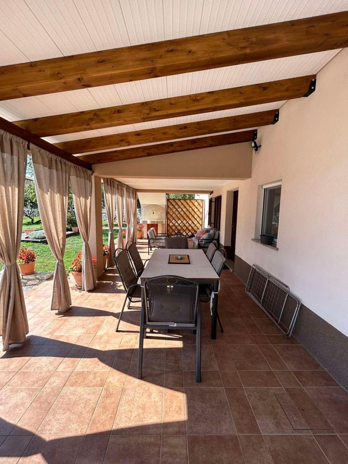 Apartmani Antonija Vozilici Exterior foto